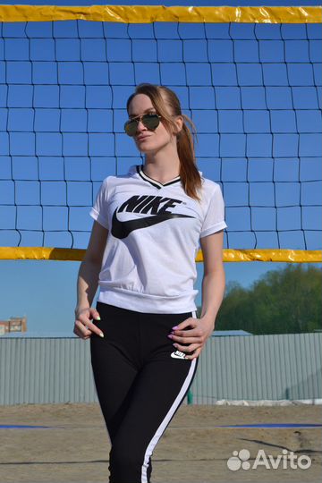 Спортивный костюм женский