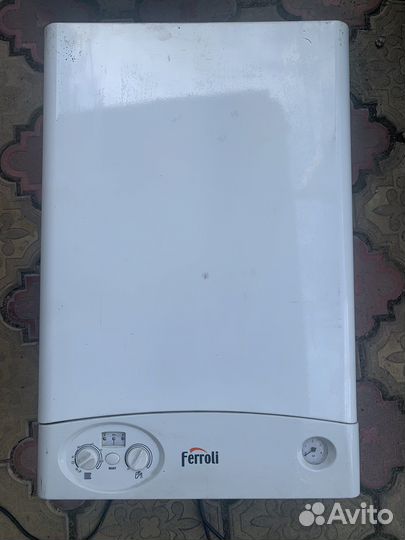 Газовый котёл Ferroli Domicompact F 30 E