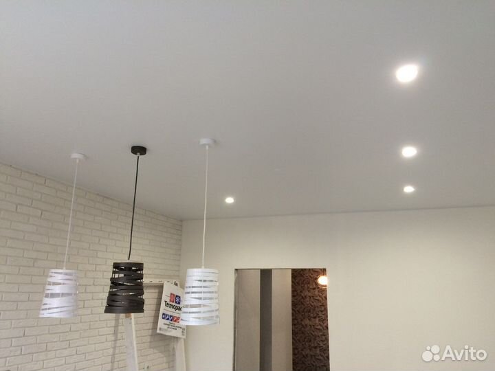 Натяжные потолки