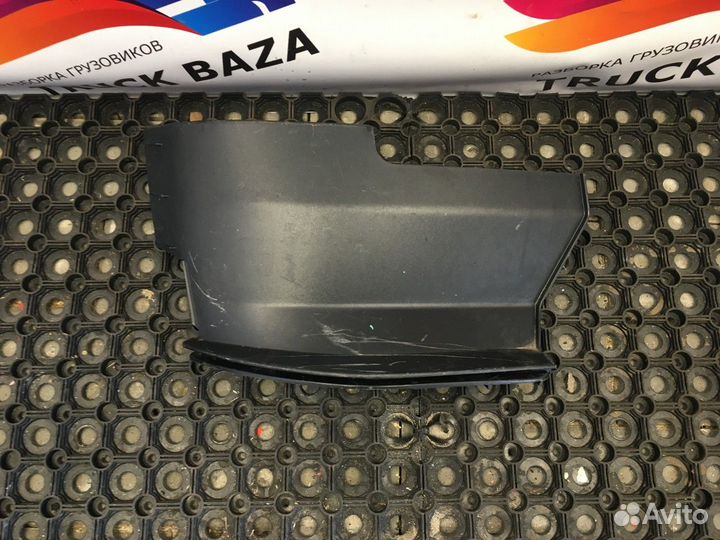 Накладка угла кабины левая