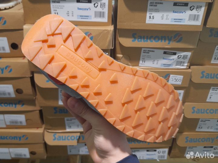 Кроссовки Saucony