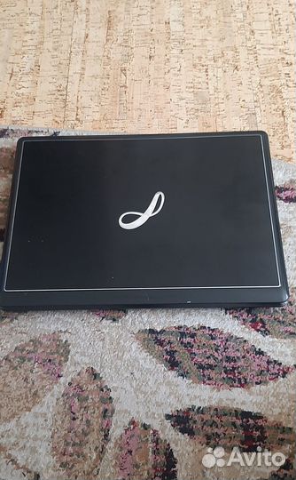 Ноутбук RoverBook Pro M490