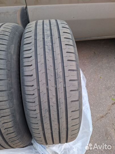 Continental ContiEcoContact 5 215/65 R16