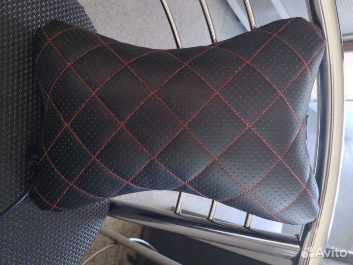 Подушка на подголовник автомобиля