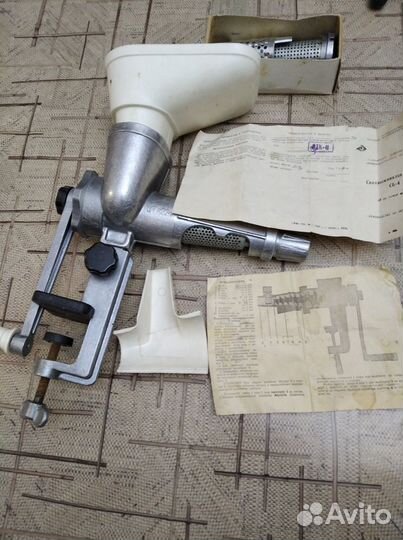 Соковыжималка бытовая сб-4