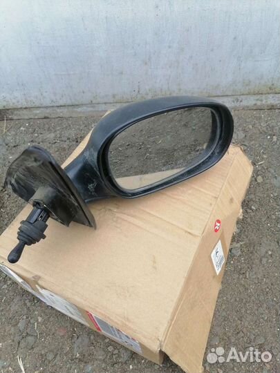 Зеркало правое шевроле ланос