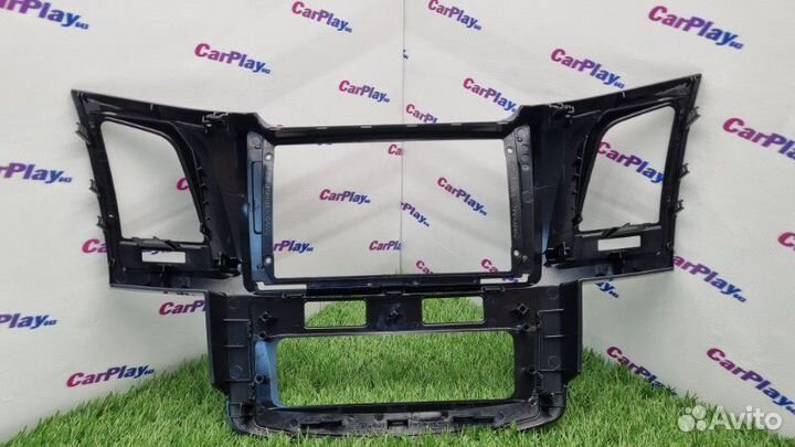 Переходная рамка магнитолы Toyota Hilux 2011-2015