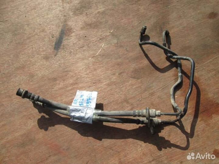 Трубка тормозная задняя Toyota Carina ST215 3S-FE