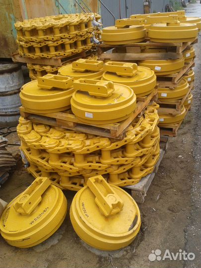 Колесо направляющее для бульдозера