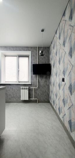 2-к. квартира, 53 м², 2/5 эт.