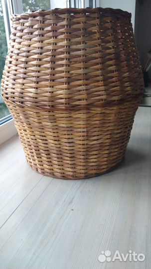 Корзина плетеная из бумажной лозы ручная работа