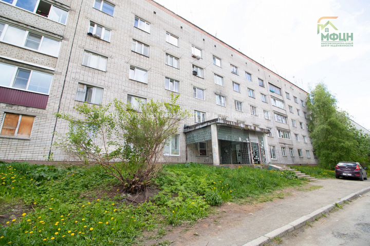 Комната 30 м² в > 9-к., 5/5 эт.