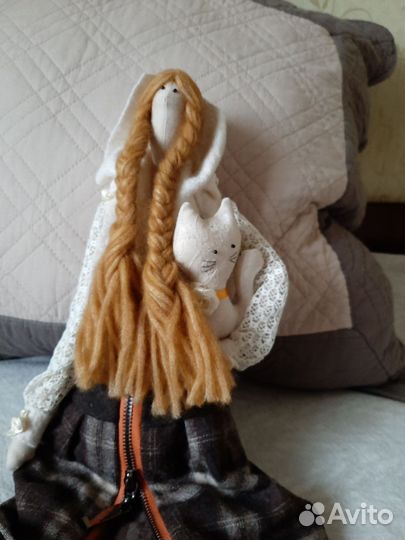 Авторская кукла Девушка с косами