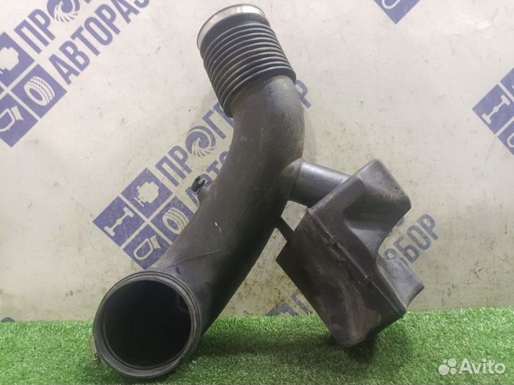 Патрубок воздушного фильтра Bmw X5 кроссовер 3.0