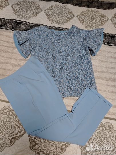 Брючный летний костюм женский 44 размер