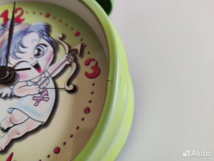 Часы будильник Красный куб