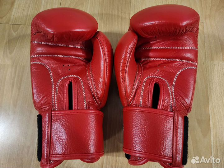 Боксерские перчатки ThaiSmai 14 oz кожа