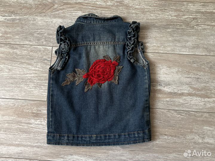 Джинсовая жилетка для девочки 116-28