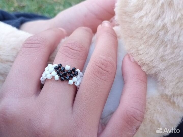 Колечко из бисера