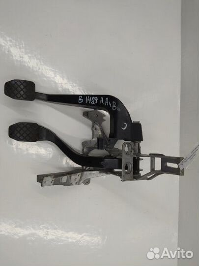 Б/У Б/У Узел педальный (блок педалей) Европа