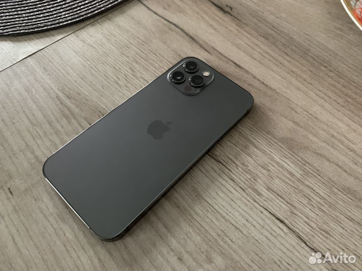 iPhone 12 Pro, 256 ГБ