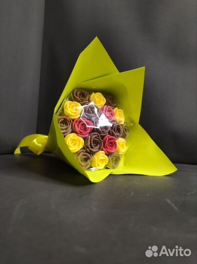 Розы из Бельгийского Шоколада - 19 шт в Букете