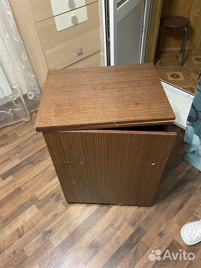 Швейная машина Чайка 143