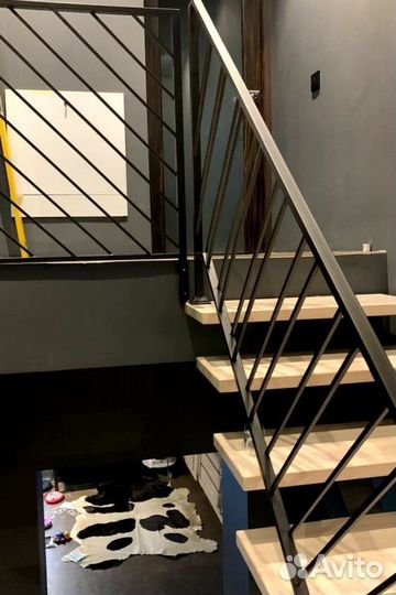 Перила деревянные для лестниц