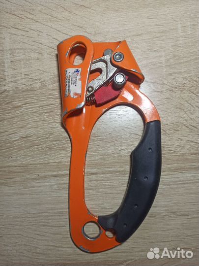 Жумар правый Альтурс