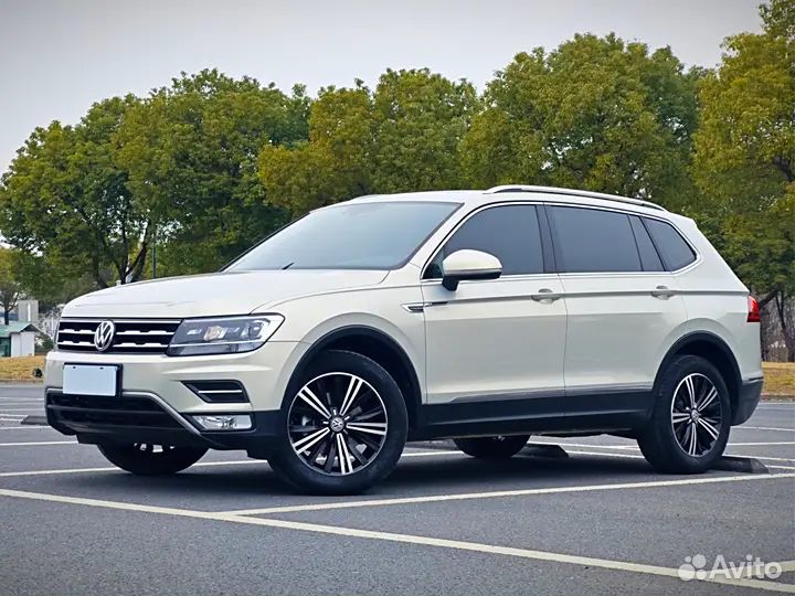 Volkswagen Tiguan L 1.4 AMT, 2021, 28 000 км