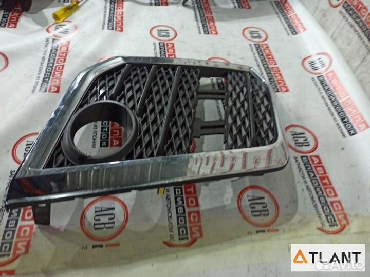 Ободок туманки левый toyota vellfire