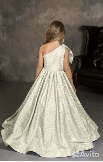 Платье нарядное на новый год, выпусной