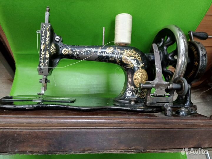 Швейная машинка Зингер антикварная