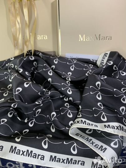 Шёлковый платок MaxMara в брендовой упаковке