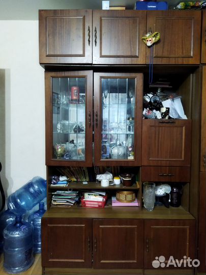 Шкаф сервант