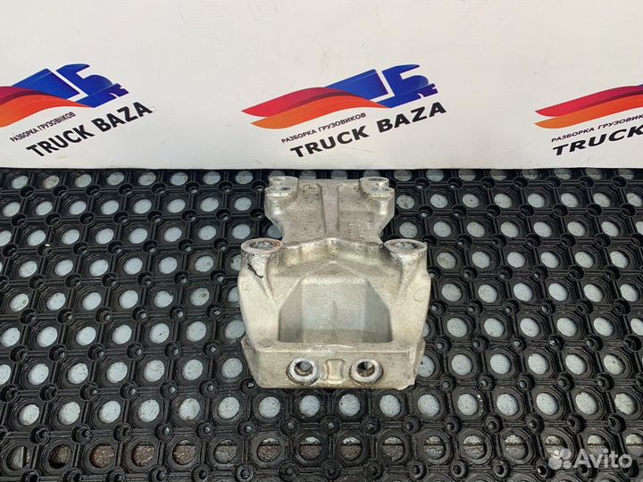 Кронштейн кабины задний левый Renault Premium