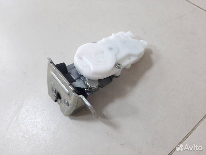 Замок багажника Mitsubishi ASX GA 2010