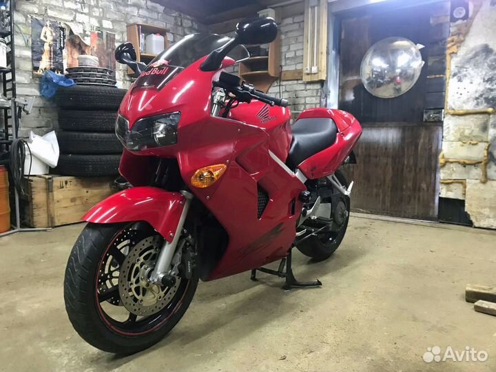 Honda VFR 800