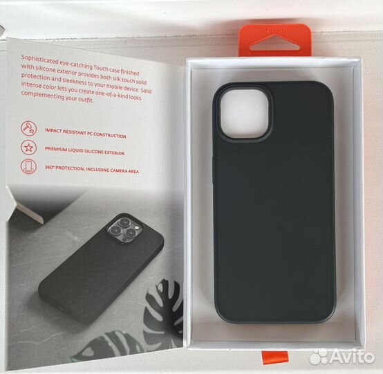 Чехол для iPhone 13