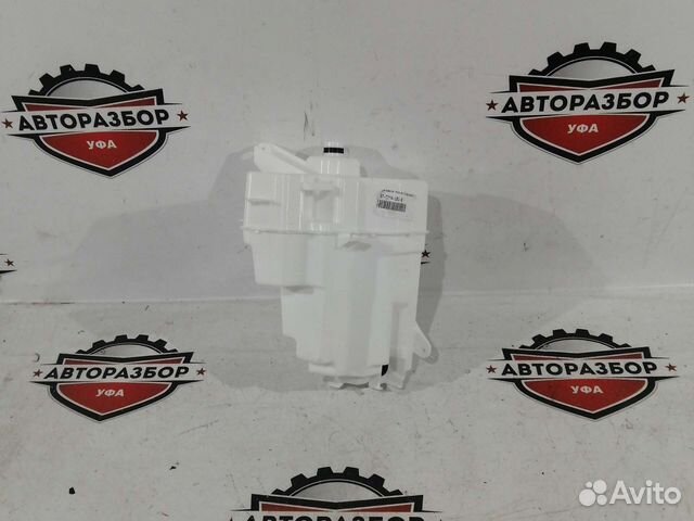 Бачок омывателя лоб стекла toyota rav4 40 13-18