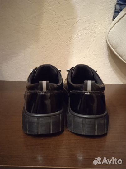 Полуботинки