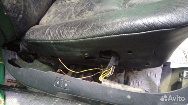 Сиденье пассажирское Bmw E39 2.5