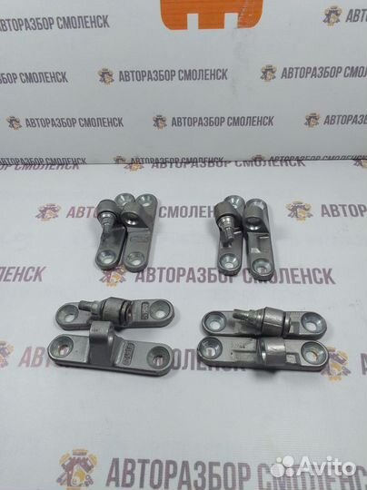 Петля двери Mercedes-Benz C-класс W203/S203/CL203