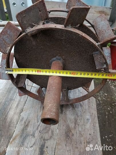 Продам одно колесо от мотоблока, картофелекопалку