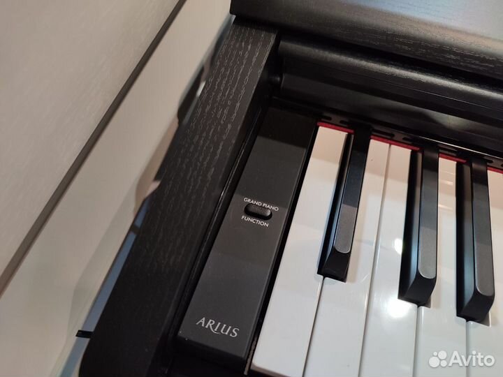 Цифровое пианино Yamaha YDP-105 (Новое)