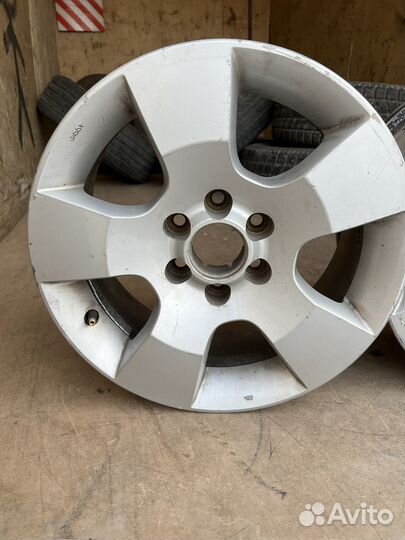 Диски nissan r16 6x114.3