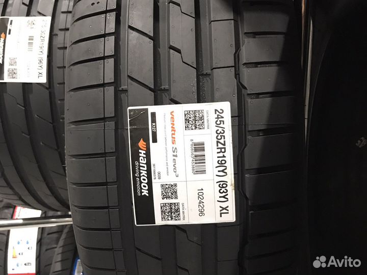 Hankook Ventus S1 Evo 3 K127 245/35 R19 и 275/30 R19