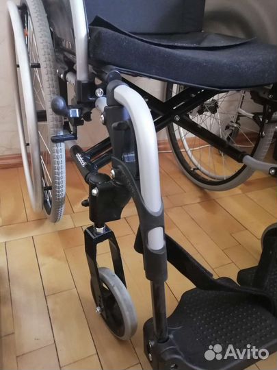 Кресло инвалидное +стул на колесах