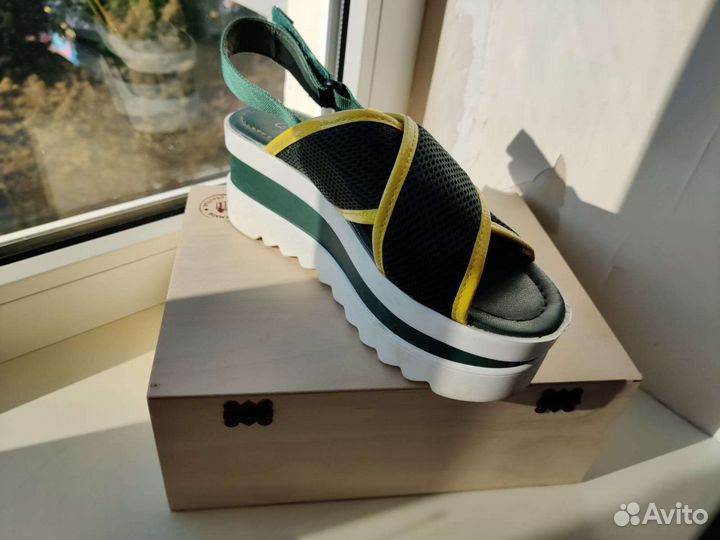 Босоножки женские 37 размер