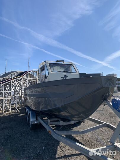 Лодка D720 